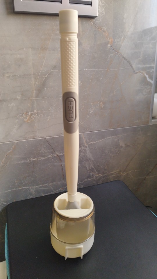 BestBrush, революционната тоалетна четка с бутон за дозиране на почистващо средство - Image 9