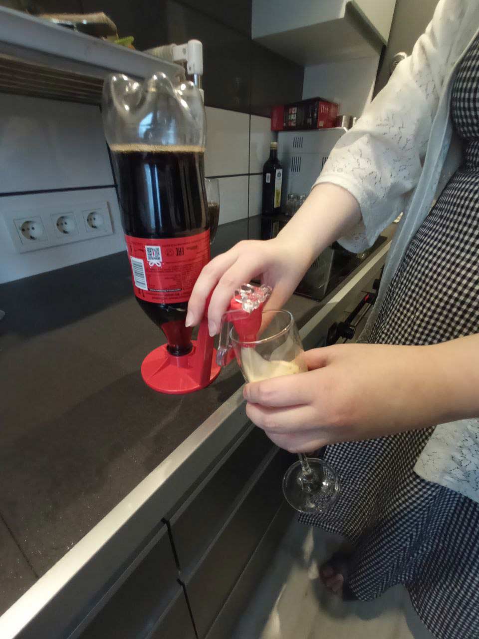 SodaTap, приставка за наливане на напитка - Image 4